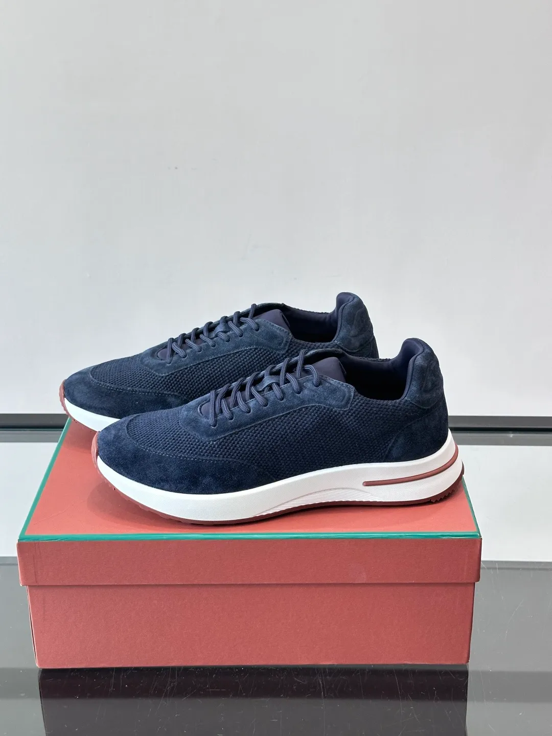Men's men's shoes 💰p580 "Loro men's shoes 💰pian＊" Week End Walk series sports shoes, using exclusive raw materials, mesh upper + suede stitching, breathable and comfortable, rubber soles with strong grip, suitable for commuting and casual outings. Low-key high-end gray tone, versatile suit or casual wear, size: 39-44 (customized at 38.45.46)